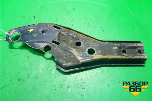 Кронштейн подрамника правый (6249025030) для Hyundai Aсcent с 2000г (Акцент)