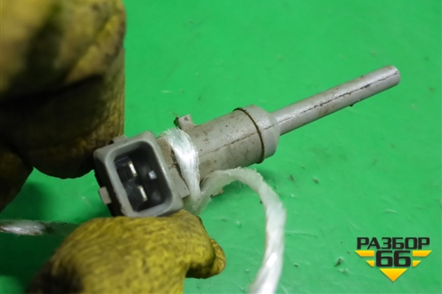 Датчик уровня жидкости в расширительном бачке (OM457LA) (9705450124) для Mercedes Benz TRUCK Axor 2 с 2004г (Аксор)