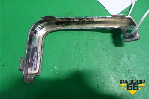 Накладка ПТФ левая (после 2015г верхняя) (5212660130) для Toyota Land Cruiser (200) с 2008г (Ленд Крузер)