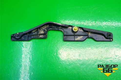 Дефлектор радиатора правый (5329333020) для Toyota Camry CV3 с 2001-2006г (Камри)