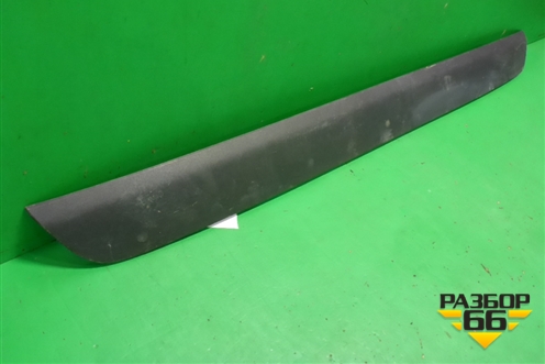 Накладка двери багажника (768020R070) для Toyota Rav-4 с 2018г (Рав 4)