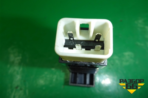 Кнопка открывания багажника (M113718070BA) для Chery M-11 с 2010-2015г