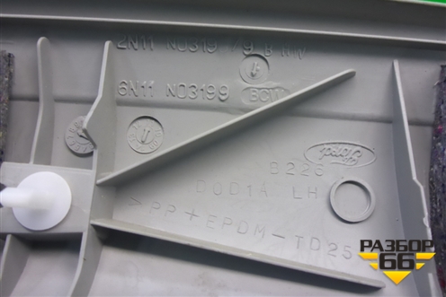 Обшивка стойки лобового стекла левая для Ford Fusion с 2002г (Фьюжн)