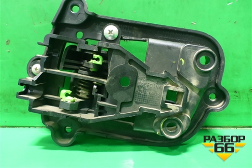Ручка внутренняя двери задней правой (MN10536) для Mitsubishi Grandis с 2004г