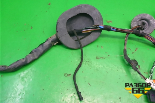 Проводка двери передней правой (YMM502631A) для Land Rover Discovery 3 с 2004-2009г (Дискавери)