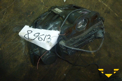 Суппорт передний правый (A9444207601) для Mercedes Benz TRUCK Axor 2 с 2004г (Аксор)