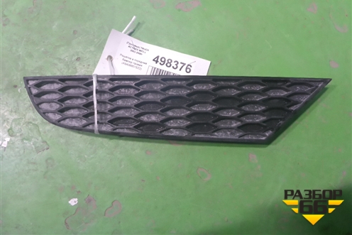 Решетка в передний бампер правая (A9438851522) для Mercedes Benz TRUCK Actros MP2 с 2002-2008г (Актрос)