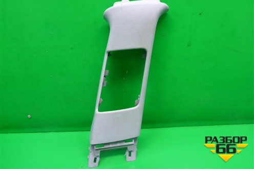 Обшивка стойки центральная верхняя правая (84111SNA) для Honda Civic 4D с 2005-2011г (Цивик)