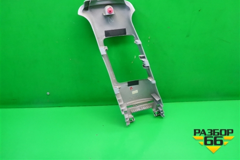 Обшивка стойки центральная верхняя правая (84111SNA) для Honda Civic 4D с 2005-2011г (Цивик)