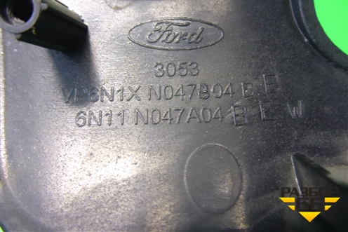 Рамка магнитолы (после 2005г) (6N11N047A04BEW) для Ford Fusion с 2002г (Фьюжн)