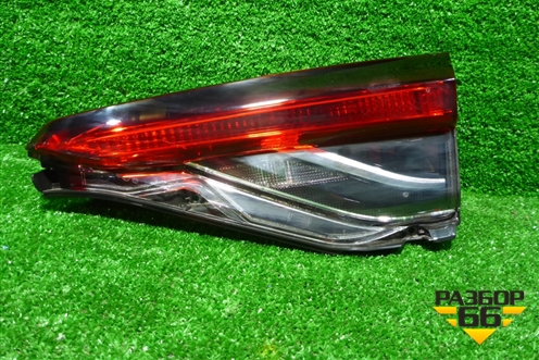 Фонарь задний внутренний правый (8158002C31) для Toyota Corolla (E21) с 2018г (Королла 210)