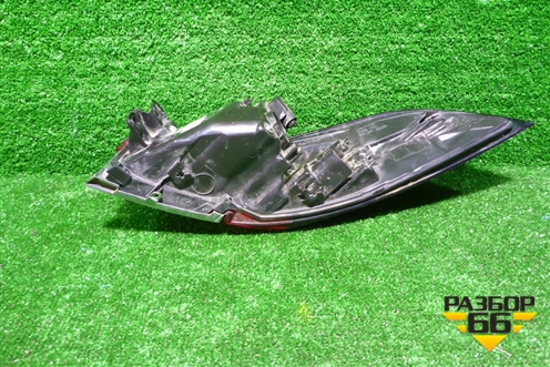 Фонарь задний наружный левый (8156002D10) для Toyota Corolla (E21) с 2018г (Королла 210)