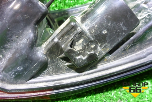 Фонарь задний наружный левый (8156002D10) для Toyota Corolla (E21) с 2018г (Королла 210)