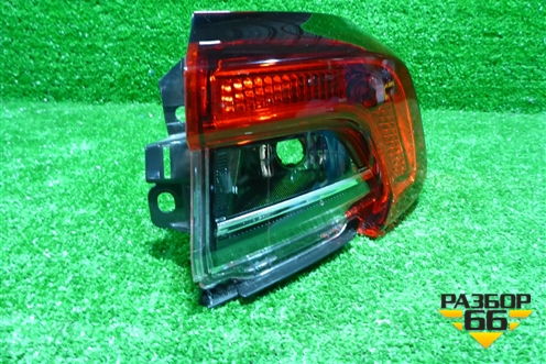 Фонарь задний наружный правый (8155002D11) для Toyota Corolla (E21) с 2018г (Королла 210)
