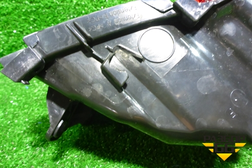 Фонарь задний наружный правый (8155002D11) для Toyota Corolla (E21) с 2018г (Королла 210)