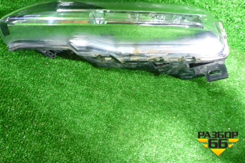 Фара противотуманная левая (после 2017г) (261505DA2C) для Infiniti Infiniti QX56/QX80 (Z62) с 2010г (Ку икс56/80)