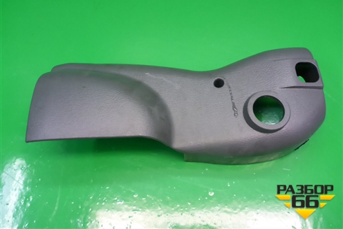 Кожух рулевой колонки  (правая часть) (930725H000) для Hyundai  HD 35-78 с 2003г