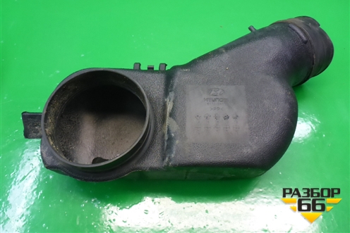Патрубок воздухозаборника  (281725K000) для Hyundai  HD 35-78 с 2003г