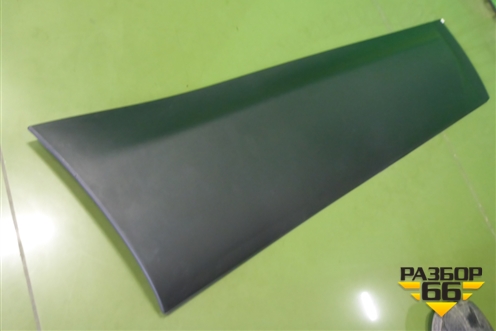 Накладка двери задней правой (новая) (82870BR11B) для Nissan Qashqai+2 (JJ10E) с 2008-2013г (Кашкай)