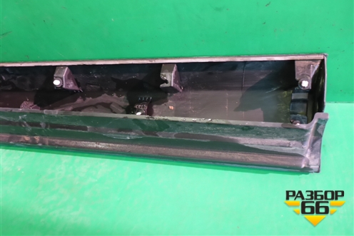 Накладка двери передней правой (после 2015г) (7507342021) для Toyota Rav-4 с 2012-2019г (Рав 4)