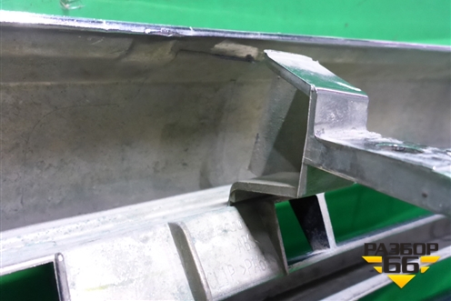 Решетка радиатора (до 2014г) (623101LA0A) для Infiniti Infiniti QX56/QX80 (Z62) с 2010г (Ку икс56/80)