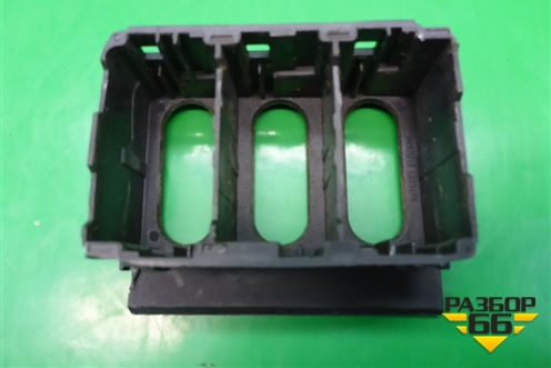 Рамка под кнопки для Nissan Primera (P12E) с 2001-2008г (Примера)