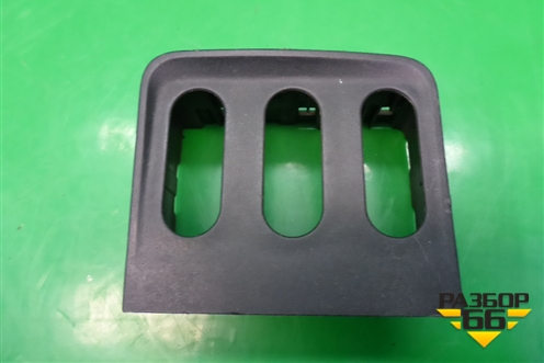 Рамка под кнопки для Nissan Primera (P12E) с 2001-2008г (Примера)