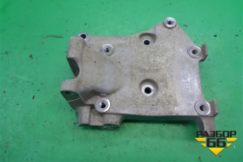 Кронштейн генератора (1.6л QG16) (11910BM700) для Nissan Primera (P12E) с 2001-2008г (Примера)