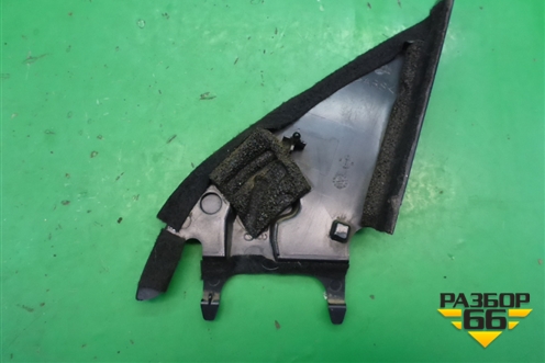 Накладка двери передней левой уголок для Nissan Primera (P12E) с 2001-2008г (Примера)