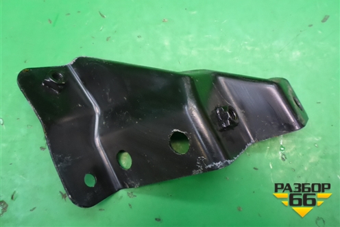 Кронштейн переднего крыла правый для Nissan Primera (P12E) с 2001-2008г (Примера)
