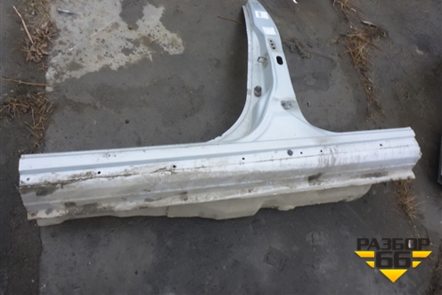 Порог со стойкой левый для Nissan Primera (P12E) с 2001-2008г (Примера)