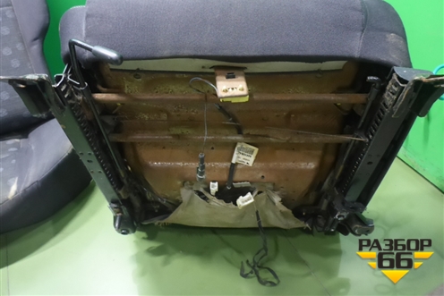 Сиденья комплект (с AIR BAG седан) для Nissan Primera (P12E) с 2001-2008г (Примера)