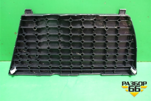 Накладка внутренняя (на обшивку багажника левая) (5841742050) для Toyota Rav-4 с 2012-2019г (Рав 4)