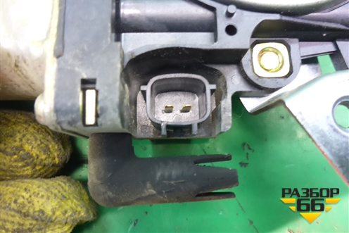 Стеклоподъёмник электрический задний правый для Nissan X-Trail (Т30) с 2000-2007г (Хтраил)