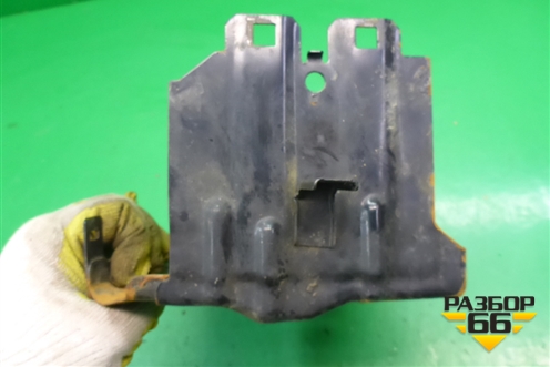 Площадка под аккумулятор для Nissan X-Trail (Т30) с 2000-2007г (Хтраил)