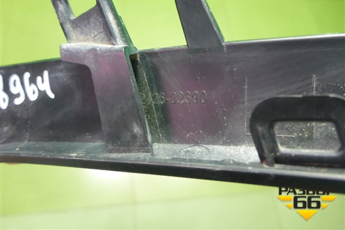 Накладка переднего бампера левая (5212602390) для Toyota Corolla (E21) с 2018г (Королла 210)