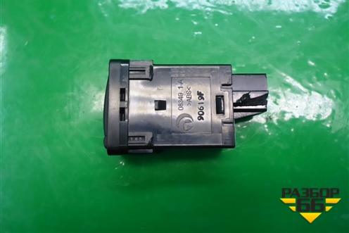 Кнопка антипробуксовочной системы для Nissan Qashqai (J11E) с 2013г