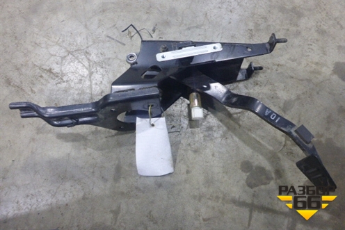 Педаль тормоза (328515H000) для Hyundai  HD 35-78 с 2003г