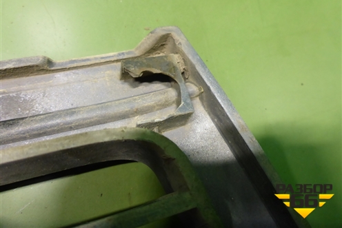 Решетка радиатора  (863105H000) для Hyundai  HD 35-78 с 2003г