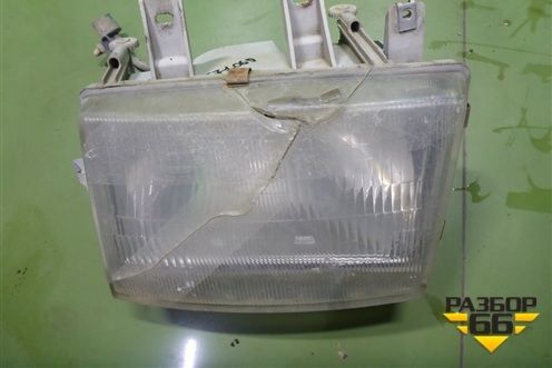 Фара левая для Hyundai  HD 35-78 с 2003г