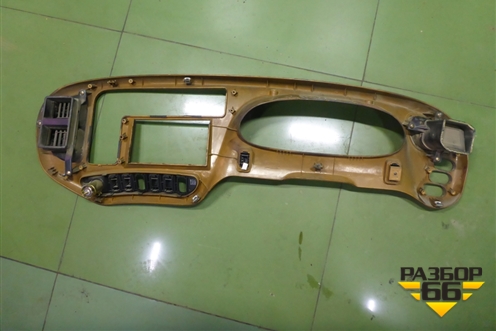 Накладка на торпедо  (847105A000) для Hyundai  HD 35-78 с 2003г
