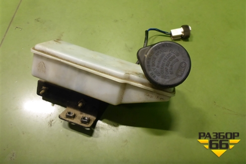 Бачок тормозной для Hyundai  HD 35-78 с 2003г