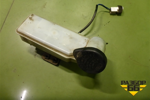 Бачок тормозной для Hyundai  HD 35-78 с 2003г