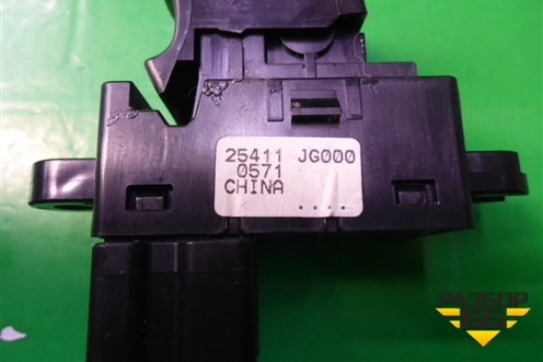 Кнопка стеклоподъёмника (задняя левая) (25411JG000) для Nissan X-Trail (Т31) с 2007-2014г