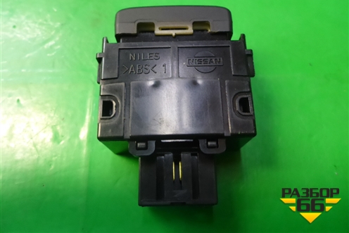 Кнопка (ESP OFF) для Nissan X-Trail (Т31) с 2007-2014г