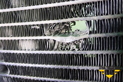 Радиатор кондиционера  (23437857) для Volvo TRUCK FH с 2013-2019г (ФШ)