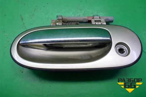 Ручка наружная двери передней левой для Nissan Bluebird Sylphy с 2000-2005г