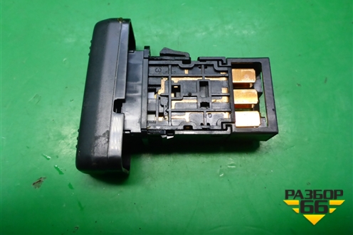 Кнопка обогрева заднего стекла для Nissan Bluebird Sylphy с 2000-2005г