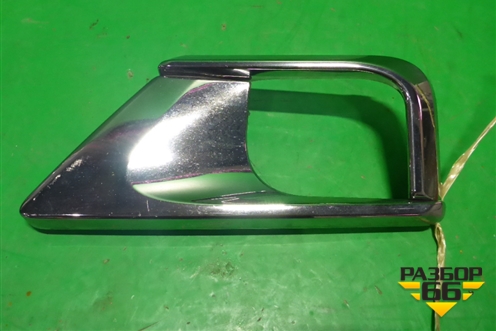 Накладка ПТФ левая (после 2015г) (5212660130 5212860200) для Toyota Land Cruiser (200) с 2008г (Ленд Крузер)