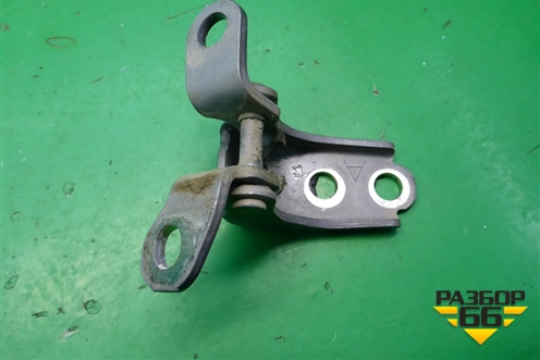 Петля двери передней правой нижняя для Honda Civic 4D с 2006-2012г